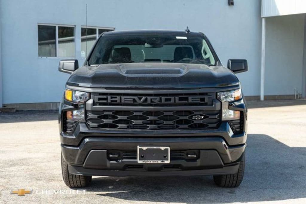 New 2026 Chevrolet Silverado 1500 Custom Truck
