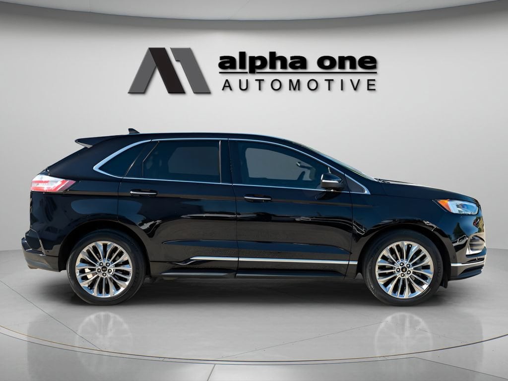 Used 2020 Ford Edge Titanium SUV