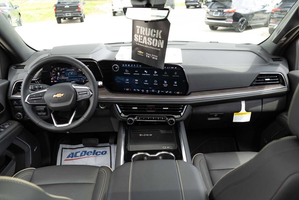 2025 Chevrolet Tahoe Premier - Photo 17