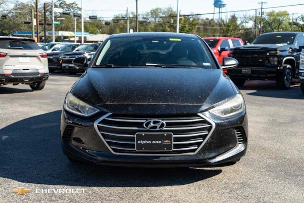 Used 2017 Hyundai Elantra SE Sedan