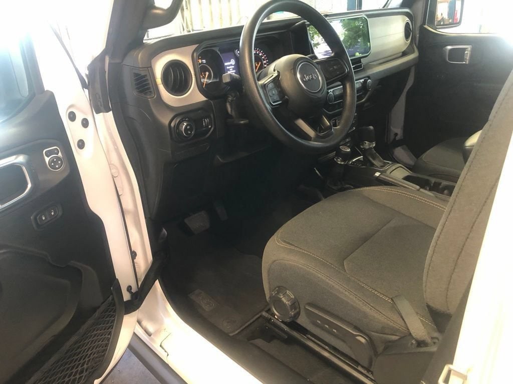 Used 2025 Jeep Gladiator Nighthawk Truck Crew Cab