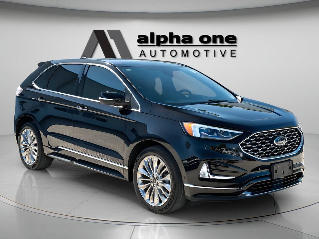 Used 2020 Ford Edge Titanium SUV