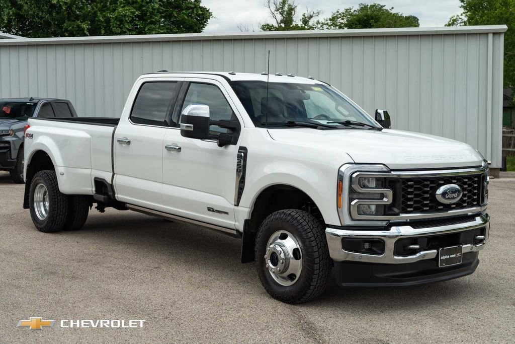 Used 2023 Ford Super Duty F-350 DRW XL Truck Crew Cab
