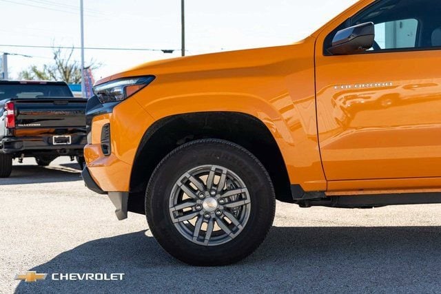 2026 Chevrolet Colorado LT - Photo 11