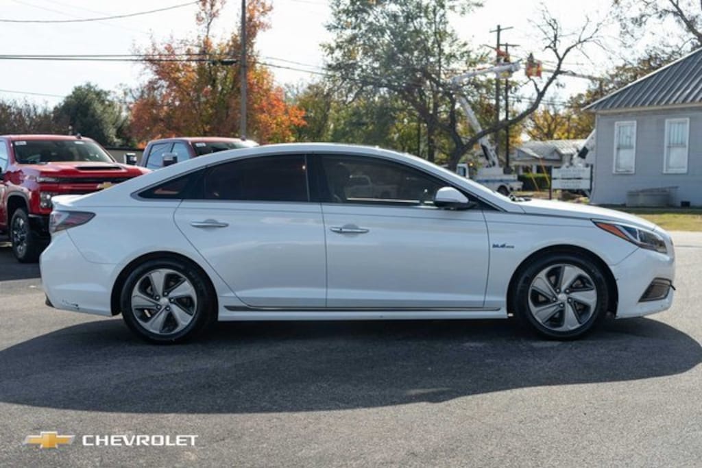 Used 2016 Hyundai Sonata Hybrid Limited Sedan