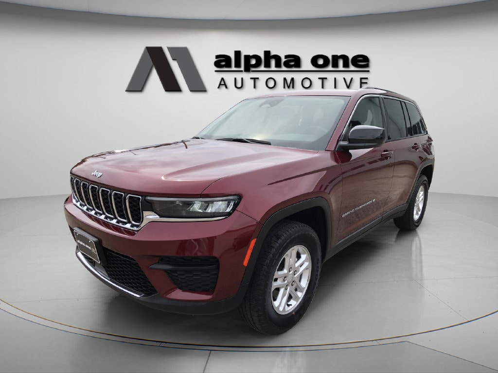 2024 Jeep Grand Cherokee Laredo