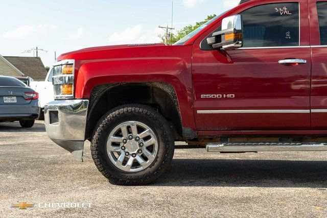 2019 Chevrolet Silverado 2500HD LTZ - Photo 10