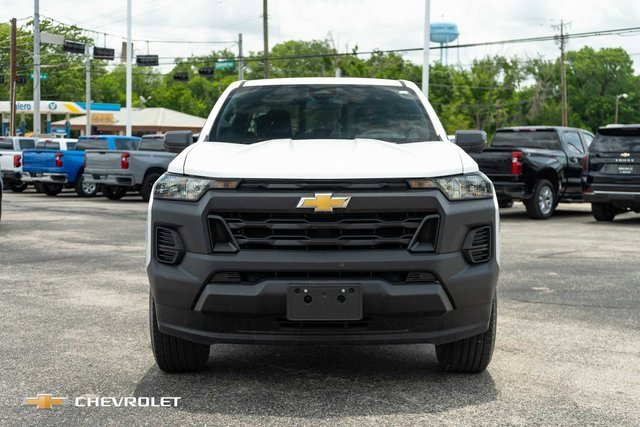 Used 2024 Chevrolet Colorado Work Truck with VIN 1GCGSBEC6R1197710 for sale in Rockdale, TX