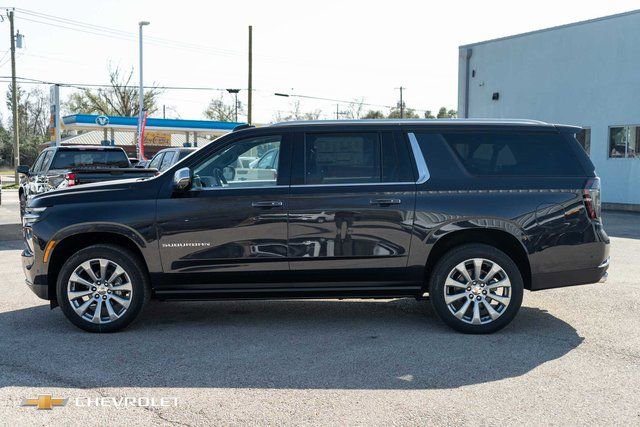 2026 Chevrolet Suburban Premier - Photo 10