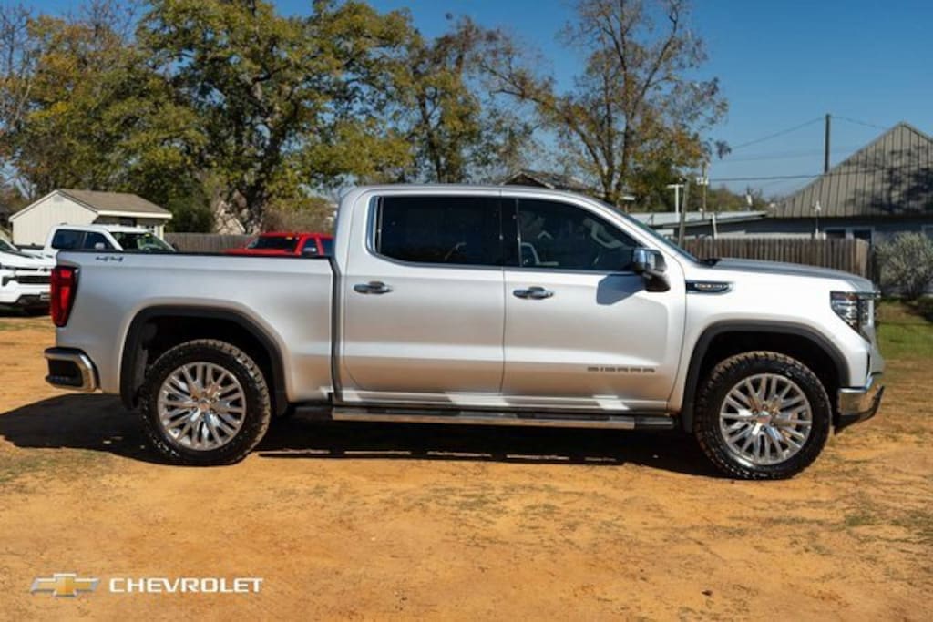 Used 2022 GMC Sierra 1500 SLT Truck Crew Cab