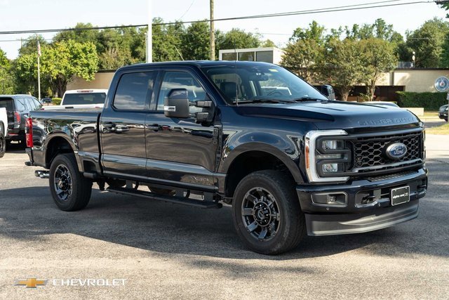 2023 Ford F-250 XL photo 3