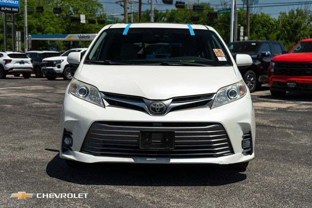 Used 2020 Toyota Sienna XLE Premium with VIN 5TDYZ3DC7LS025817 for sale in Rockdale, TX