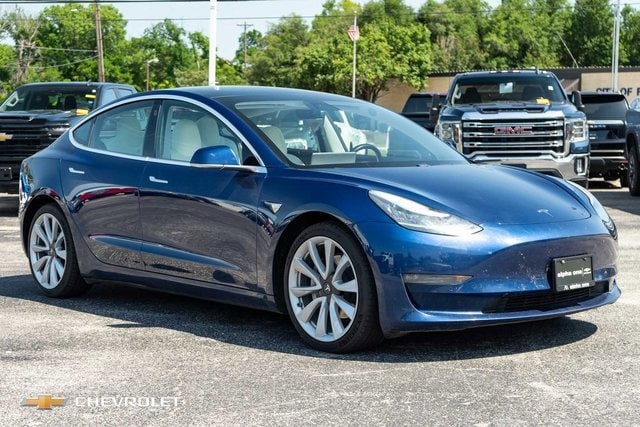 Used 2019 Tesla Model 3 Base with VIN 5YJ3E1EB8KF195493 for sale in Rockdale, TX
