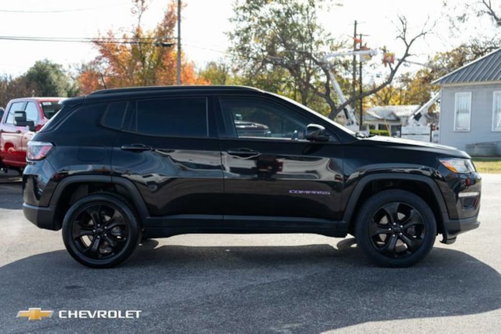 Used 2018 Jeep Compass Altitude SUV