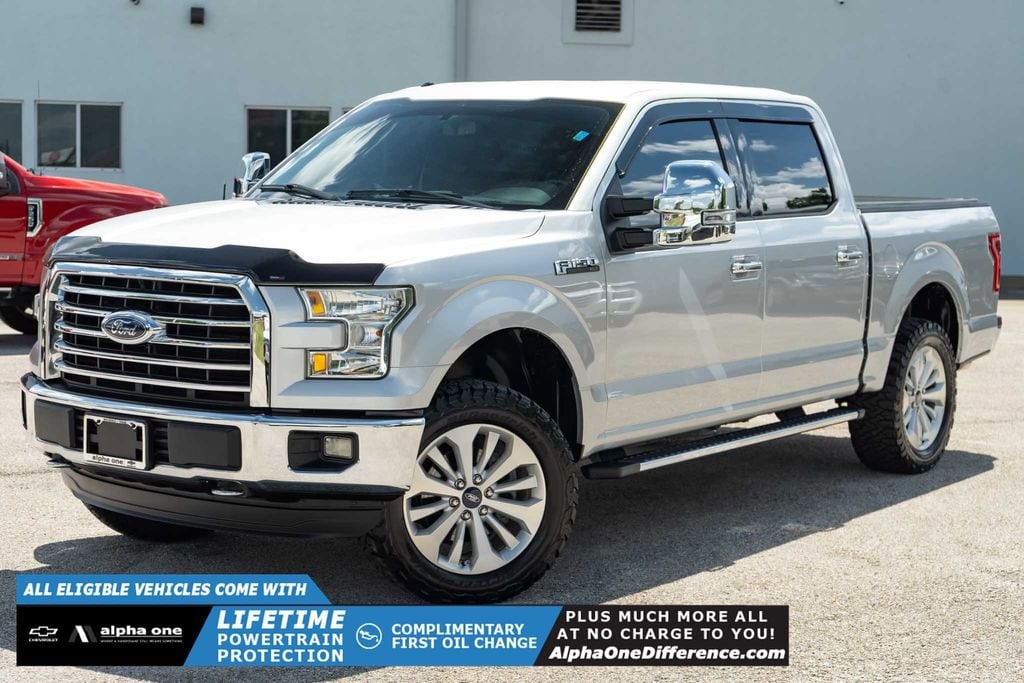 2015 Ford F-150 XLT 4x4 SuperCrew 145-in's photo