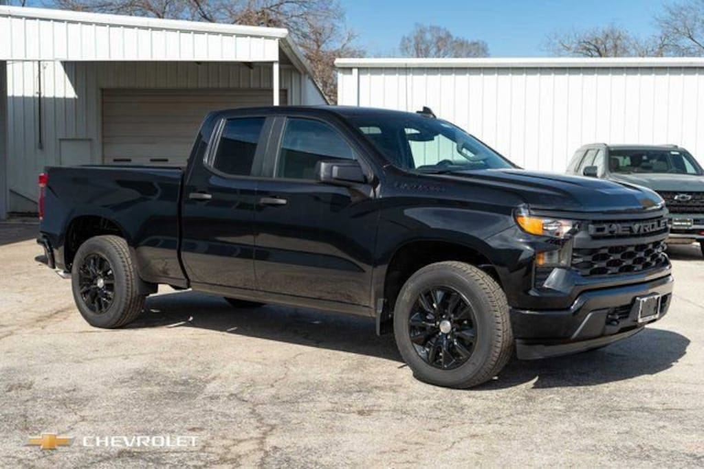 New 2026 Chevrolet Silverado 1500 Custom Truck