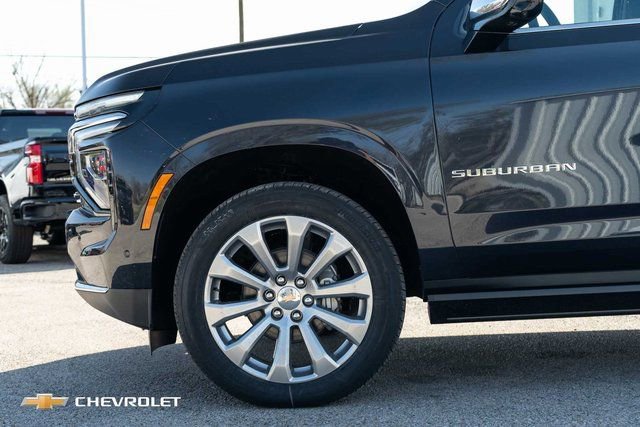 2026 Chevrolet Suburban Premier - Photo 11
