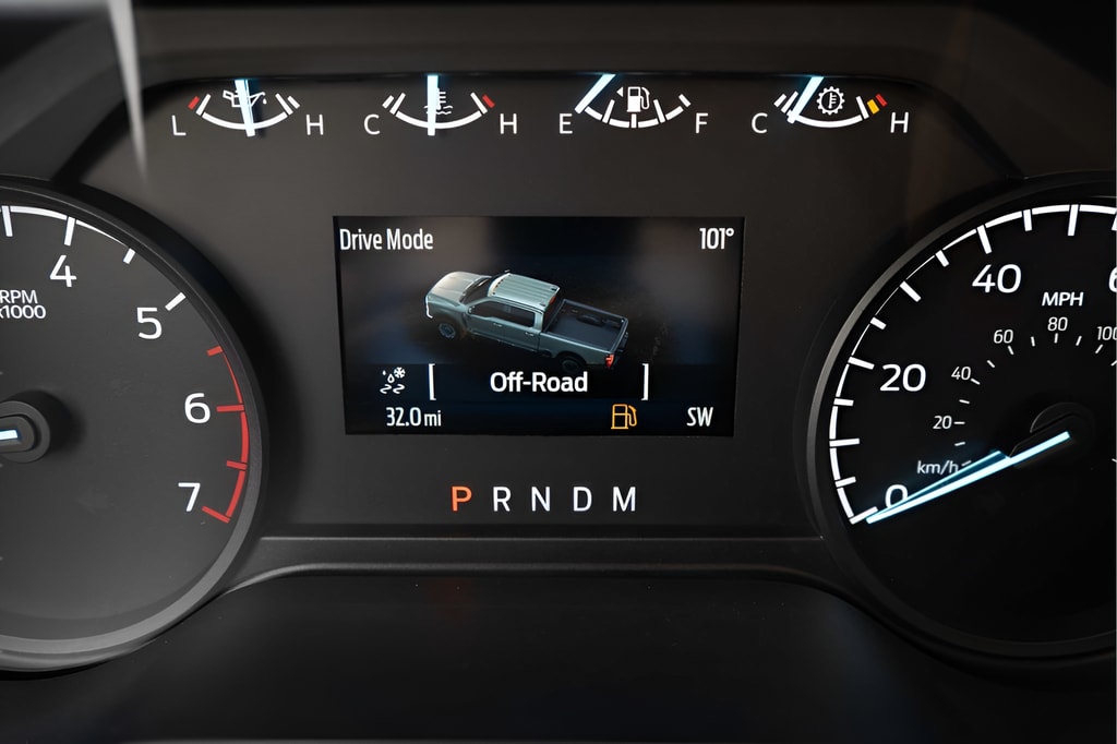 2025 Ford F-350 Super Duty XLT - Photo 28