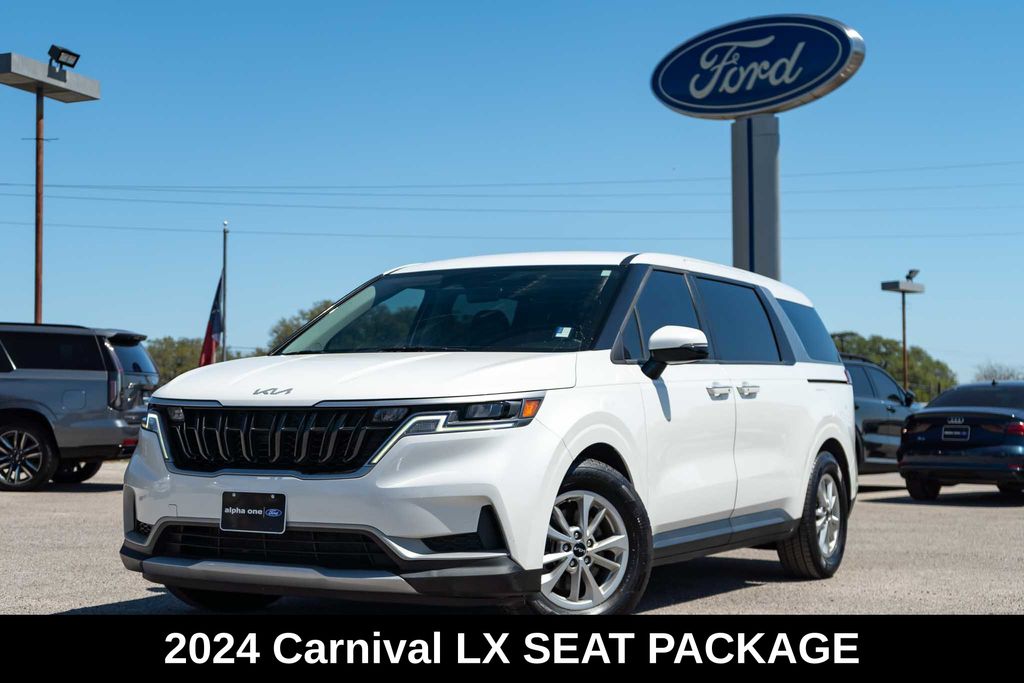 2024 Kia Sedona LX Seat Pkg's photo
