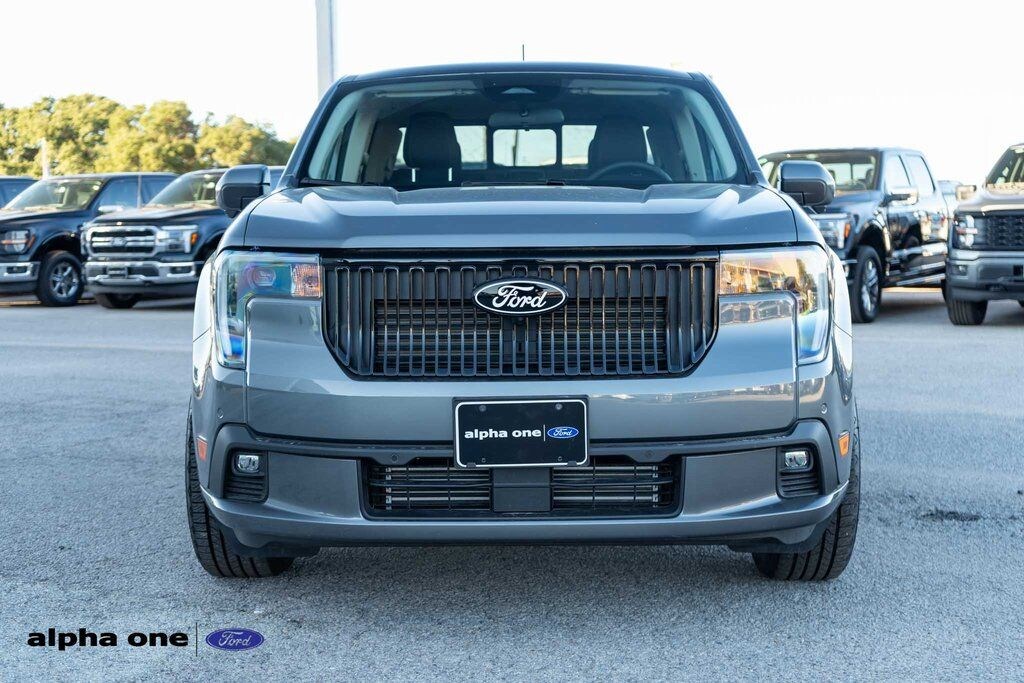 New 2025 Ford Maverick Lobo High Truck