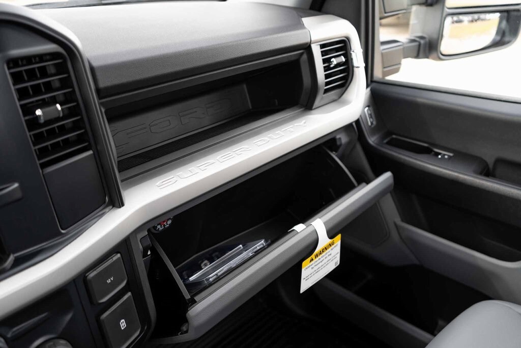 2025 Ford F-250 Super Duty XL - Photo 16