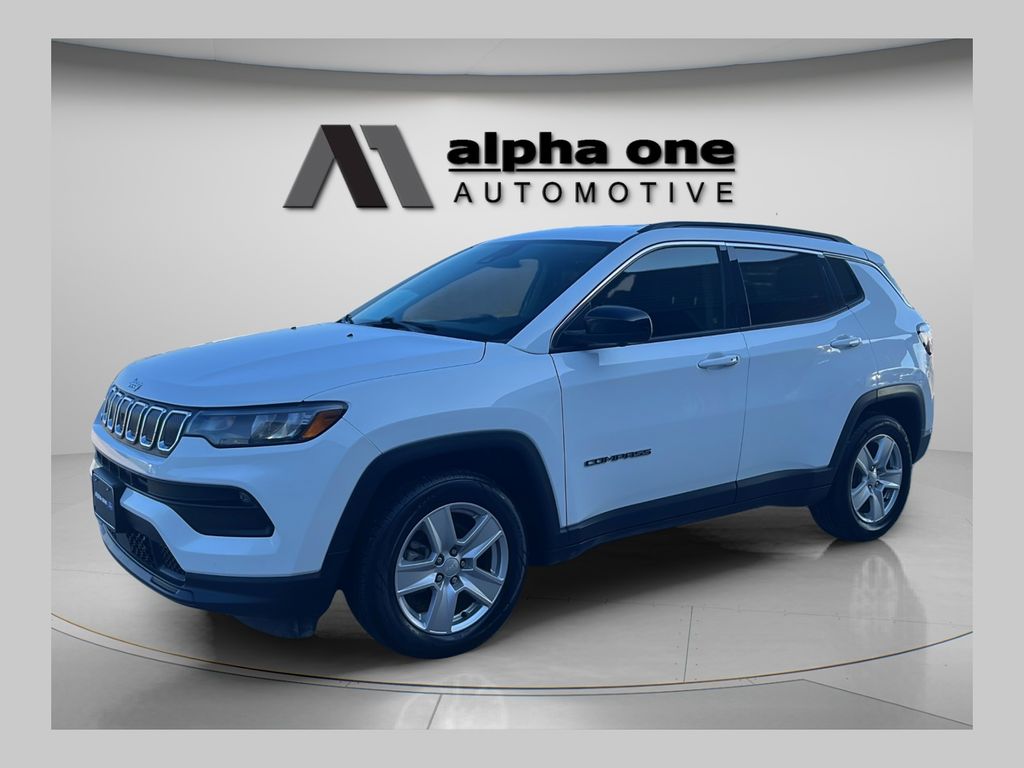 Used 2022 Jeep Compass Latitude with VIN 3C4NJCBB7NT215050 for sale in La Grange, TX