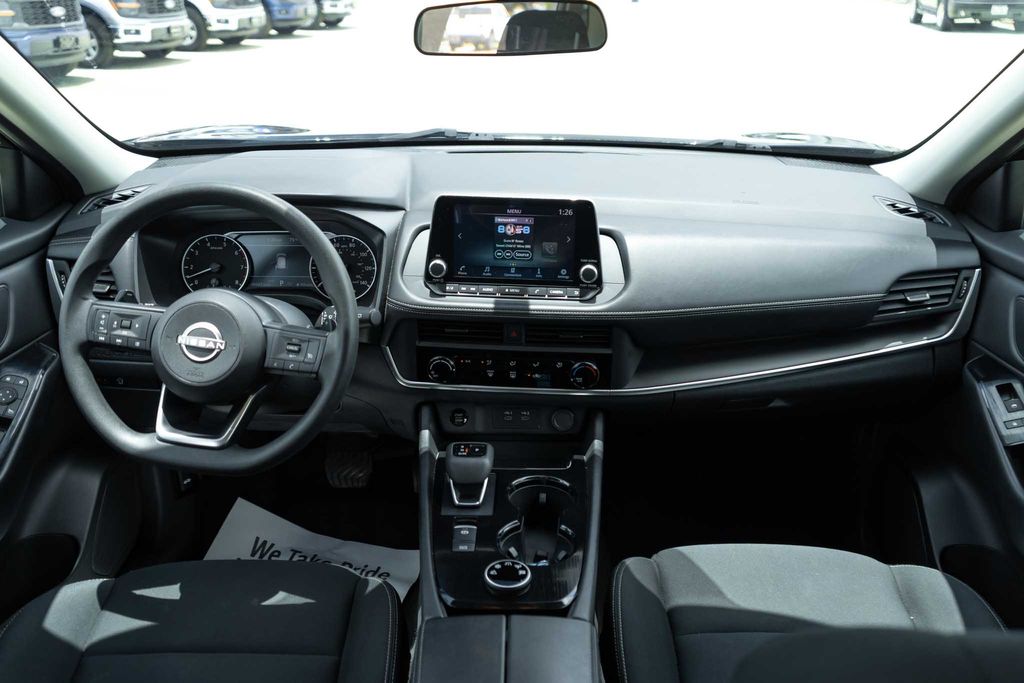 2024 Nissan Rogue S - Photo 15