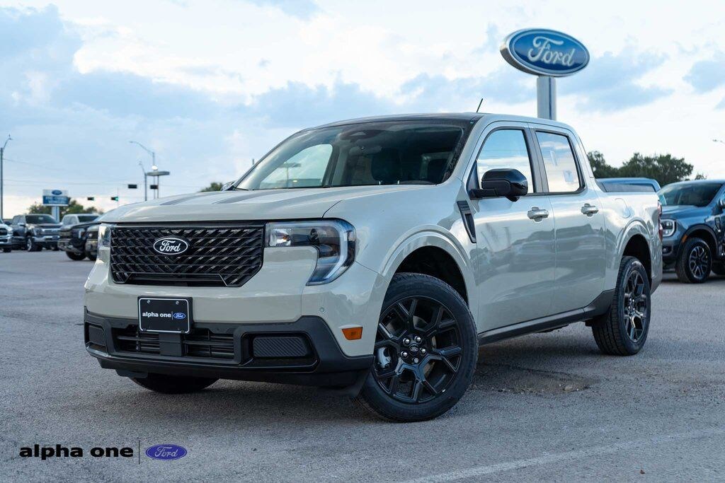 New 2025 Ford Maverick Lariat Truck