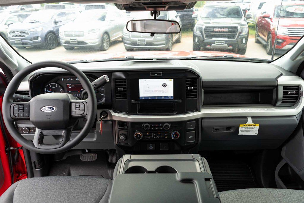 2025 Ford F-250 Super Duty XL - Photo 15