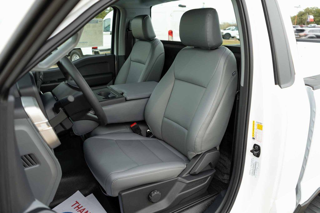 2025 Ford F-250 Super Duty XL - Photo 13