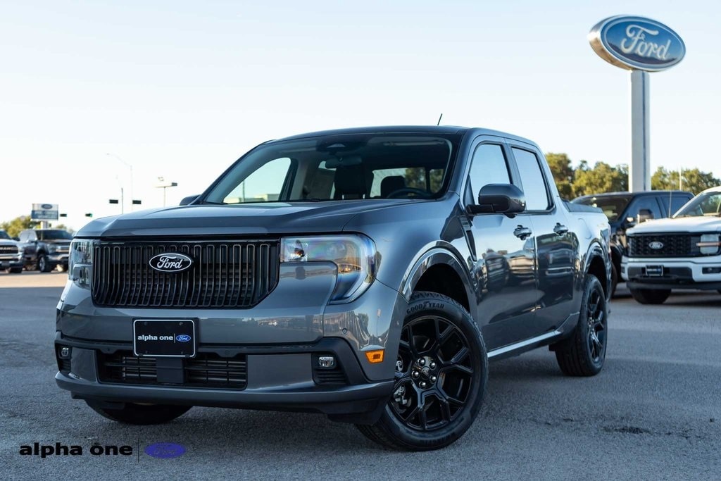 2025 Ford Maverick Lobo's photo