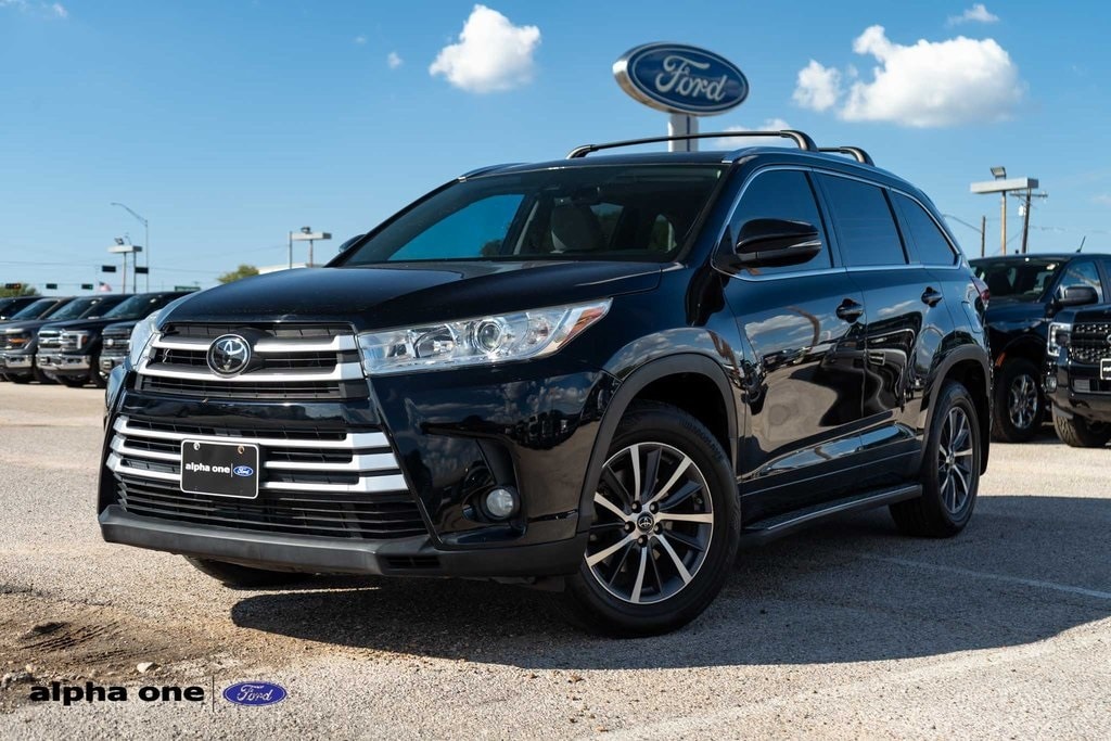 2018 Toyota Highlander XLE's photo