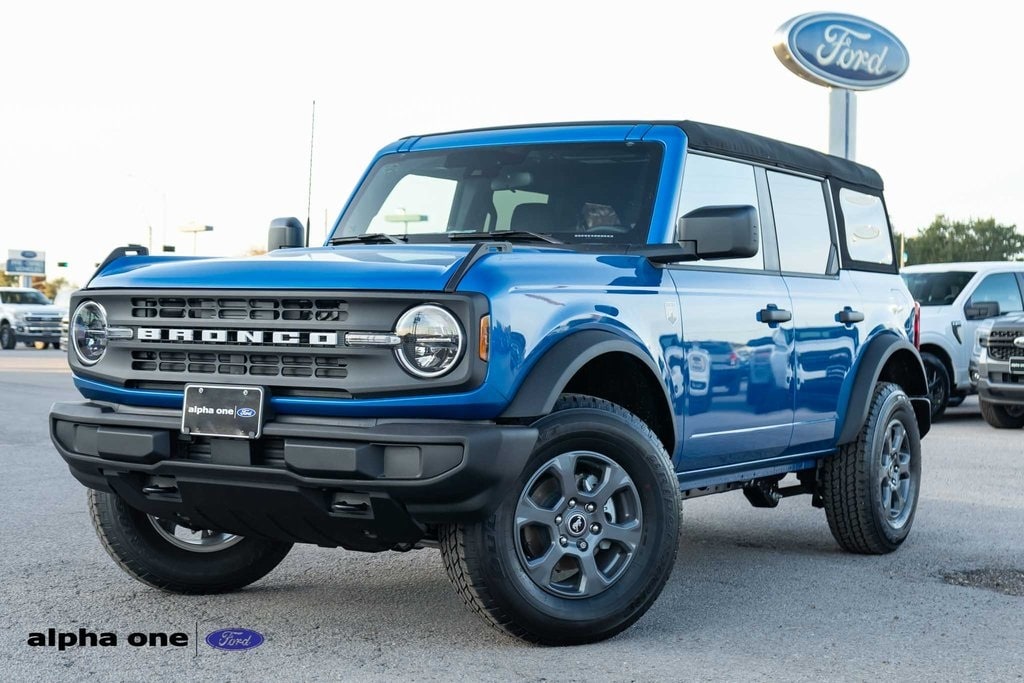 2025 Ford Bronco 4-Door Big Bend's photo