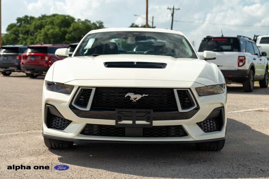 2025 Ford Mustang GT Premium photo 3