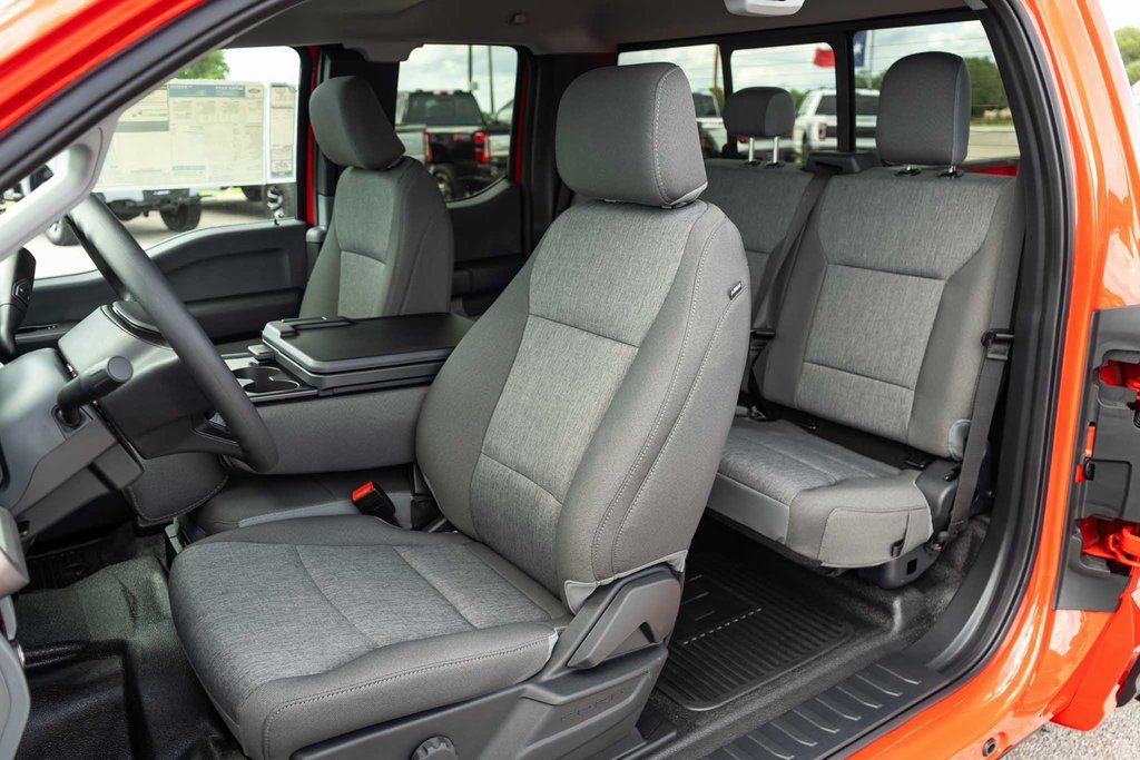 2025 Ford F-250 Super Duty XL - Photo 14