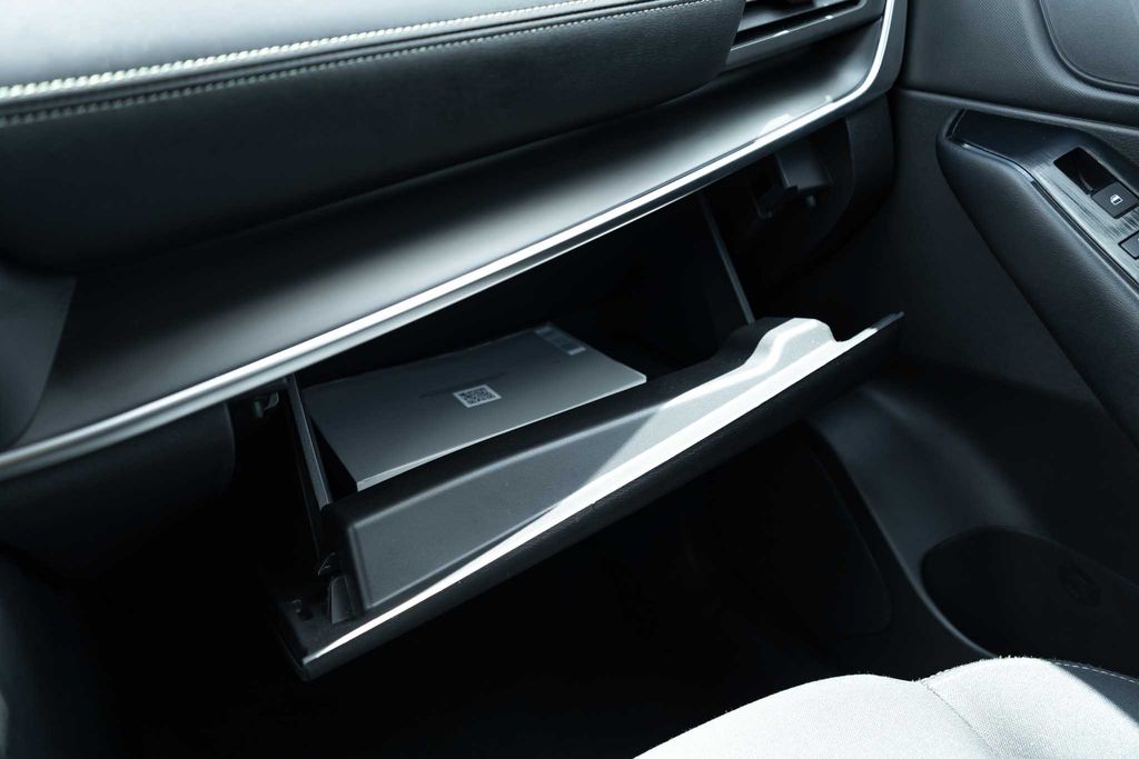 2024 Nissan Rogue S - Photo 20