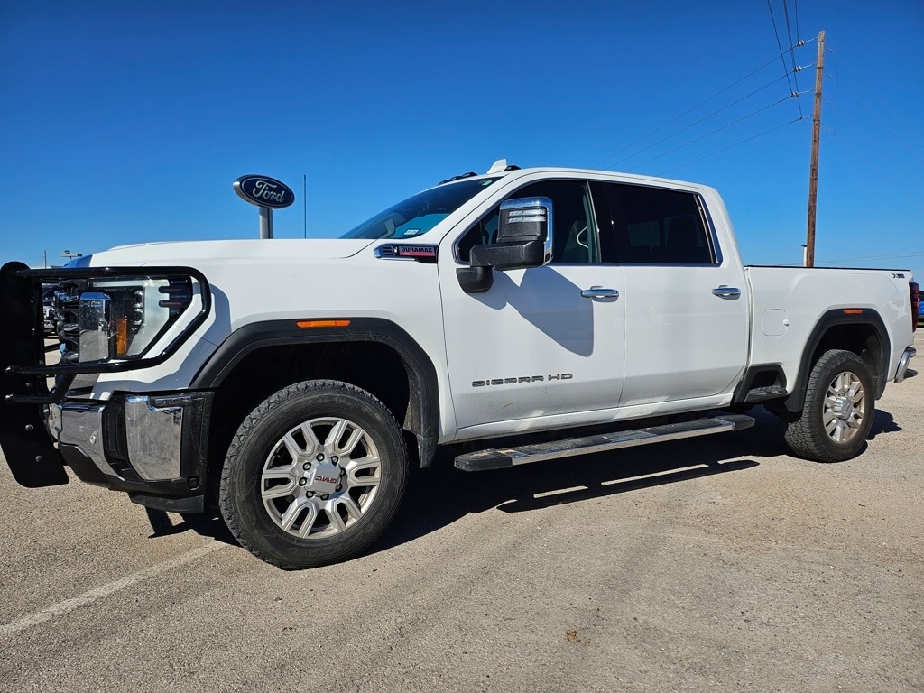 2024 GMC Sierra 2500HD SLT's photo
