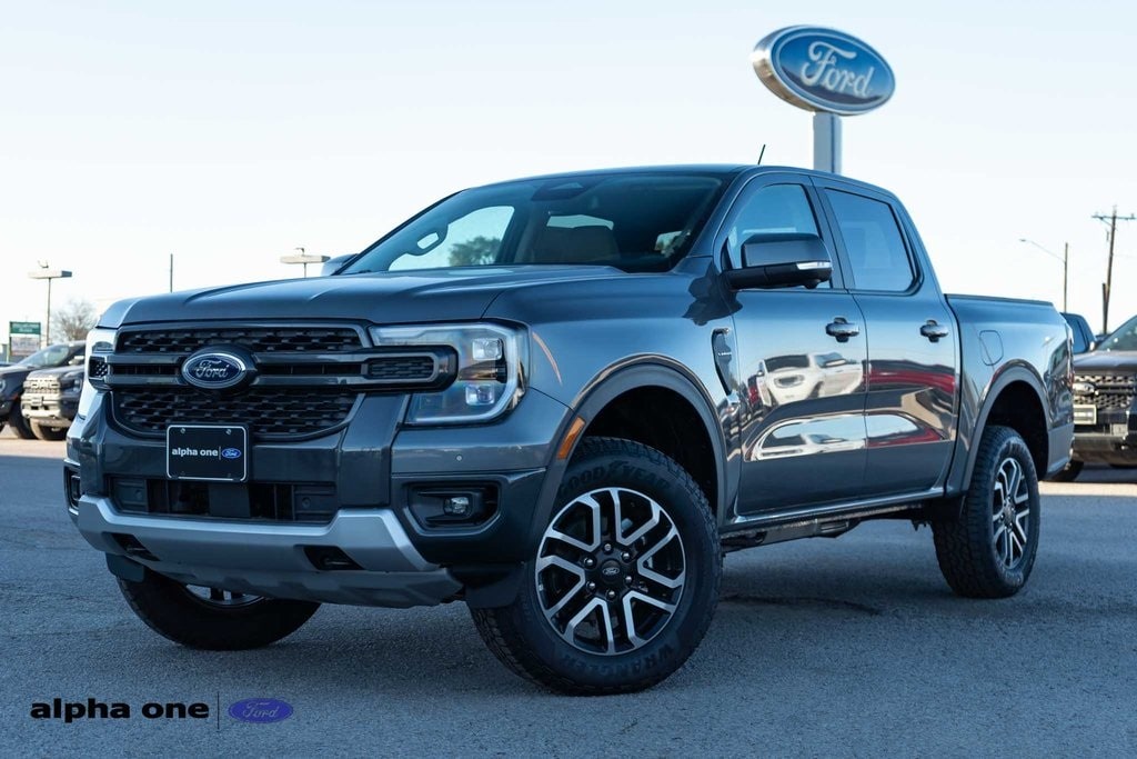 2025 Ford Ranger Lariat 4x4 SuperCrew 5' Box's photo