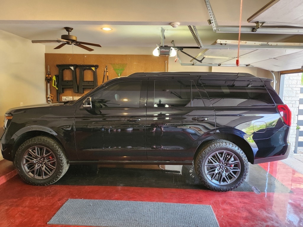 2025 Ford Expedition Platinum's photo