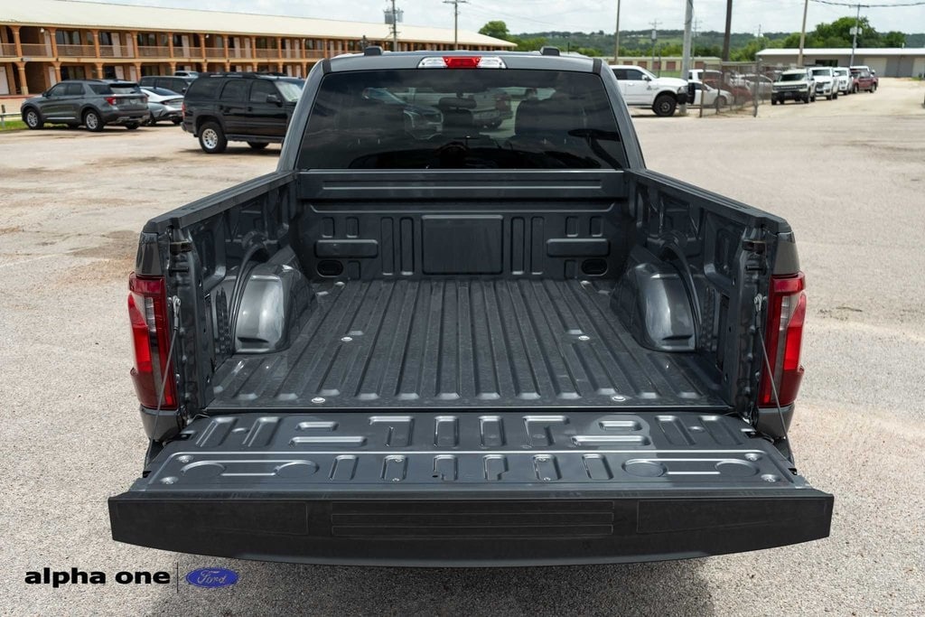 2025 Ford F-150 XL - Photo 8