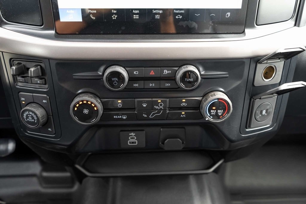 2025 Ford F-150 XL - Photo 17