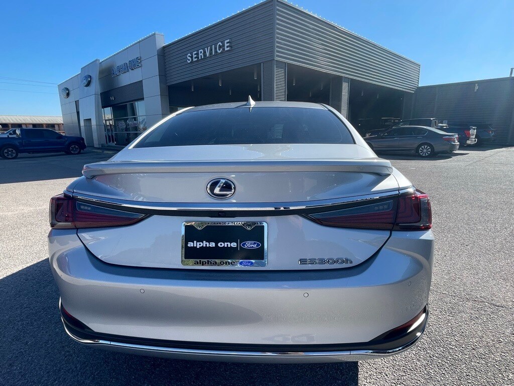 Used 2020 Lexus ES 300h Sedan