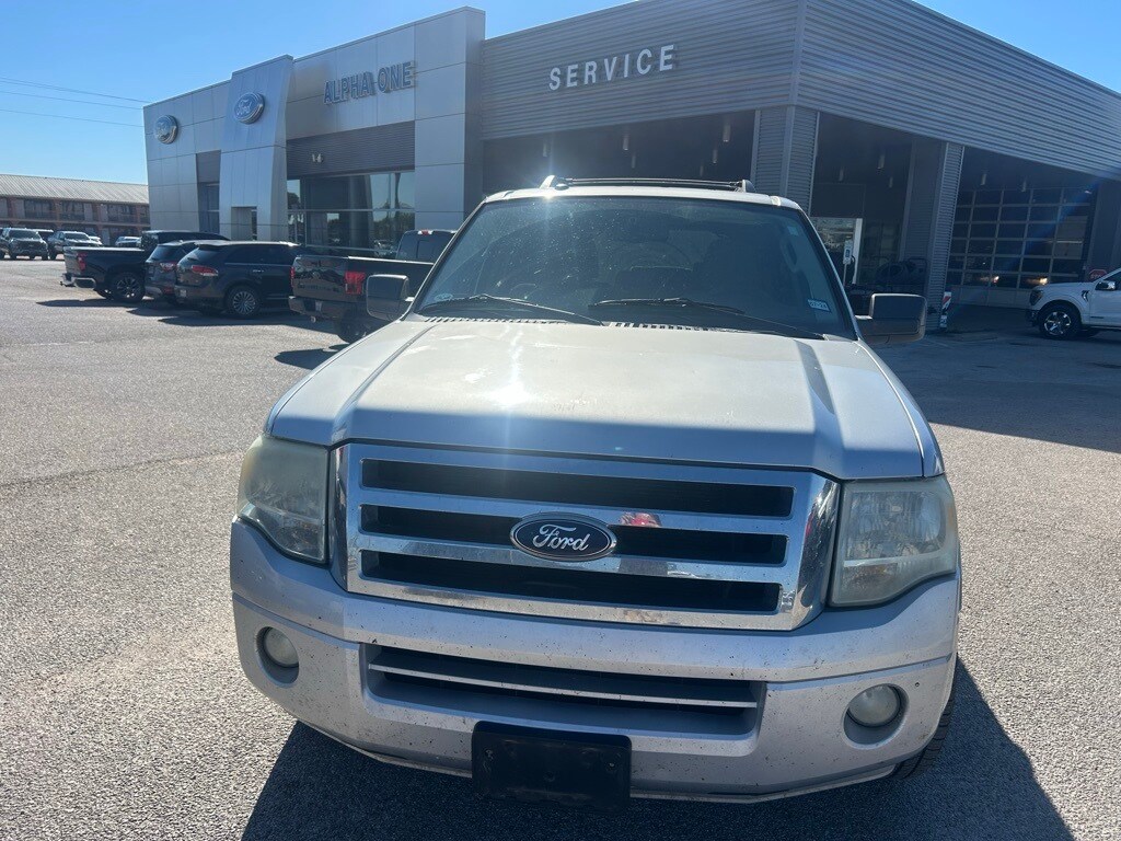 2012 Ford Expedition XLT photo 2