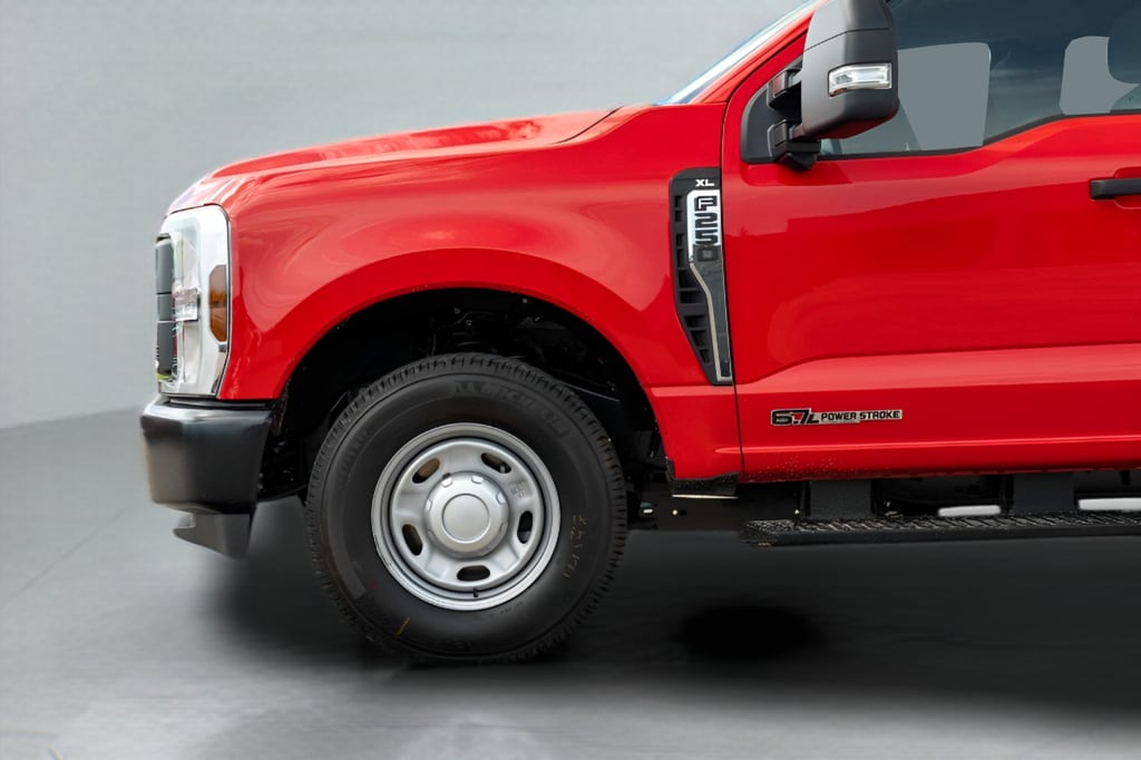 2025 Ford F-250 Super Duty XL - Photo 11