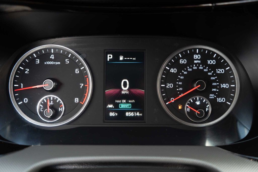 2022 Kia K5 LXS - Photo 23