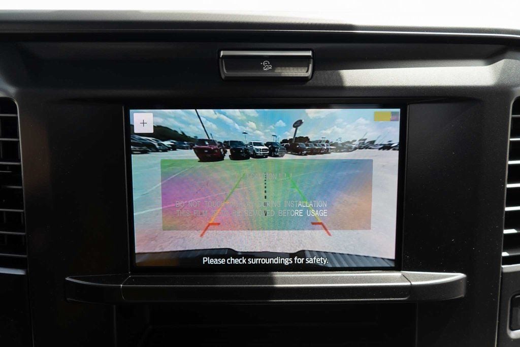 2025 Ford F-350 Super Duty XLT - Photo 24