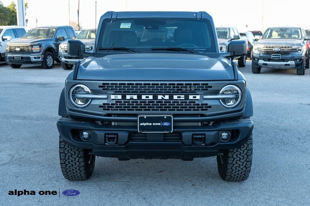 New 2025 Ford Bronco Badlands SUV
