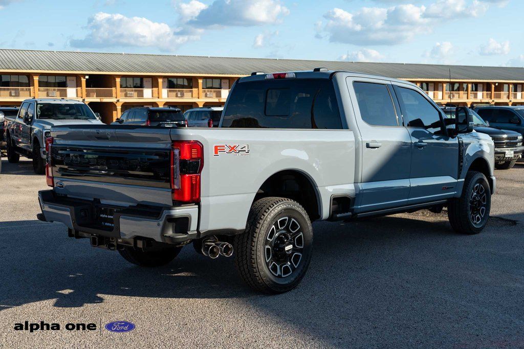 2025 Ford F-250 Super Duty Platinum - Photo 6