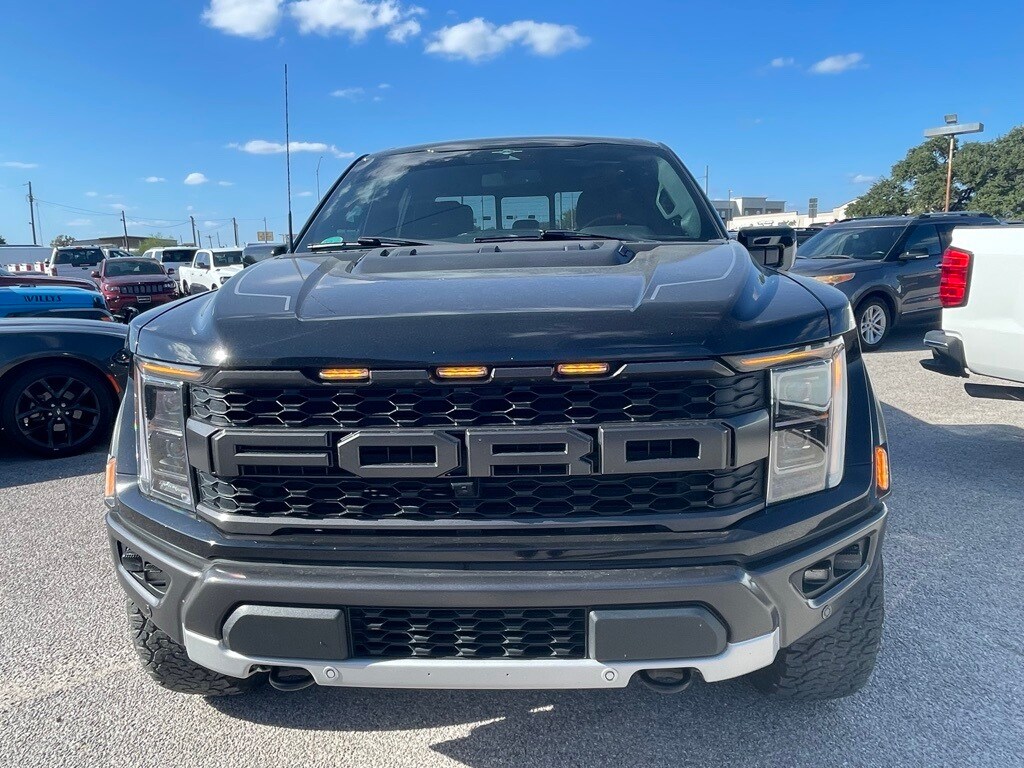 2023 Ford F-150 Raptor photo 2