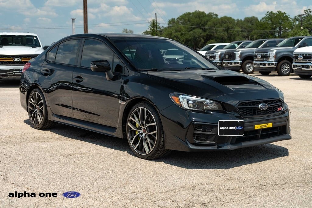 2020 Subaru WRX STI Limited photo 4